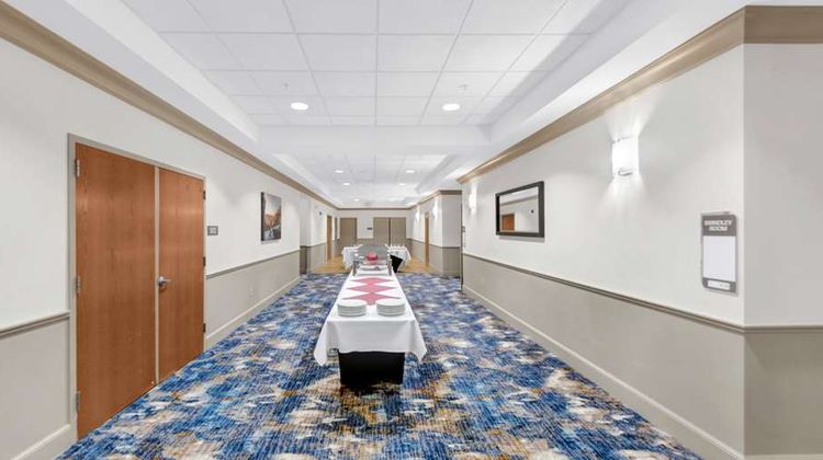 Hilton Garden Inn Ithaca Restaurant