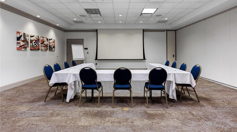 <b>Hilton Garden Inn Ithaca Meeting</b>. Images powered by <a href="https://iceportal.shijigroup.com/" title="IcePortal" target="_blank">IcePortal</a>.