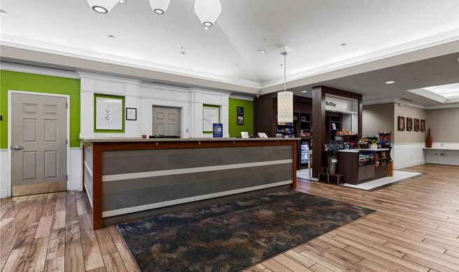 Hilton Garden Inn Ithaca Lobby