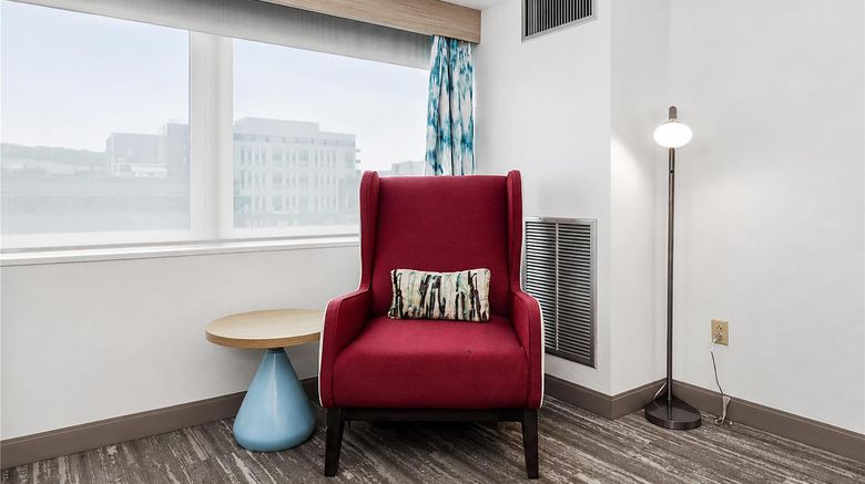 <b>Hilton Garden Inn Ithaca Room</b>. Images powered by <a href="https://iceportal.shijigroup.com/" title="IcePortal" target="_blank">IcePortal</a>.