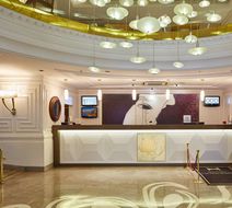 DoubleTree by Hilton Izmir - Alsancak Lobby