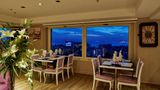 DoubleTree by Hilton Izmir - Alsancak Restaurant