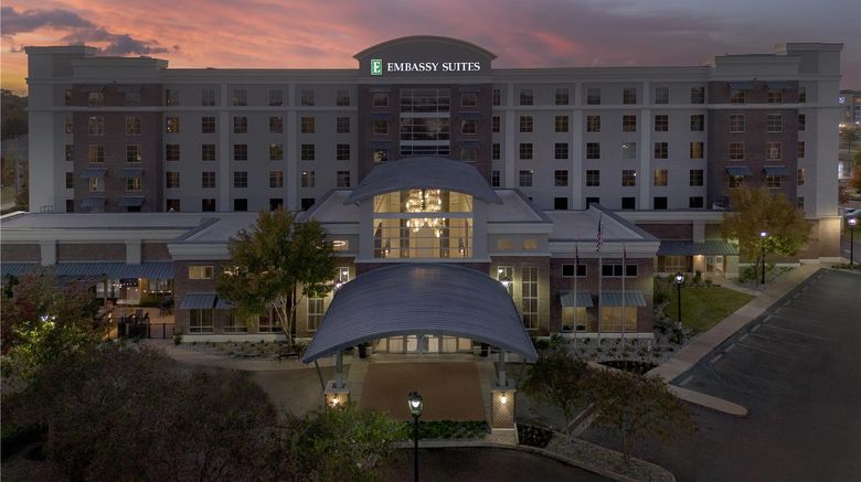 <b>Embassy Suites Jackson North Ridgeland Exterior</b>. Images powered by <a href="https://iceportal.shijigroup.com/" title="IcePortal" target="_blank">IcePortal</a>.