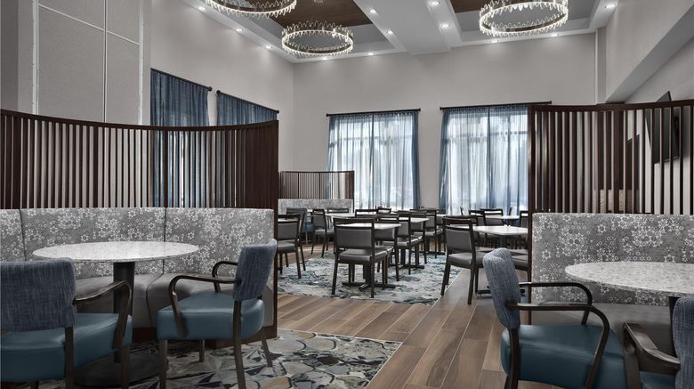 <b>Embassy Suites Jackson North Ridgeland Restaurant</b>. Images powered by <a href="https://iceportal.shijigroup.com/" title="IcePortal" target="_blank">IcePortal</a>.