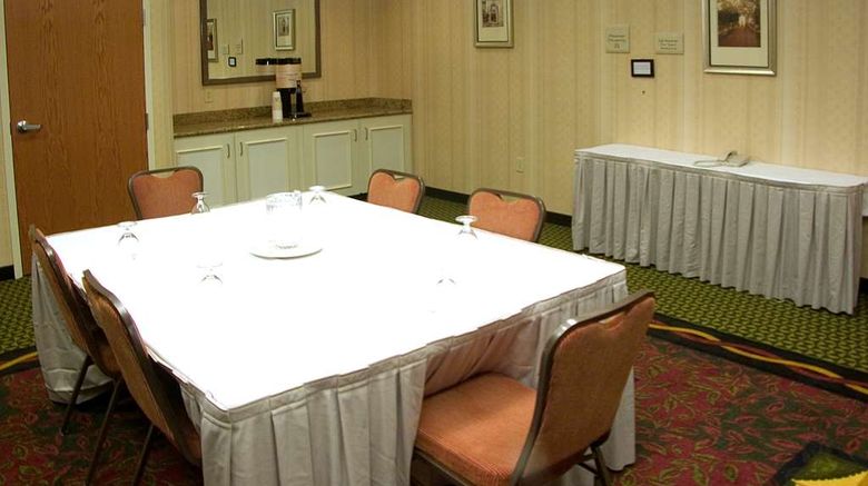 <b>Hilton Garden Inn Jackson Pearl Meeting</b>. Images powered by <a href="https://iceportal.shijigroup.com/" title="IcePortal" target="_blank">IcePortal</a>.