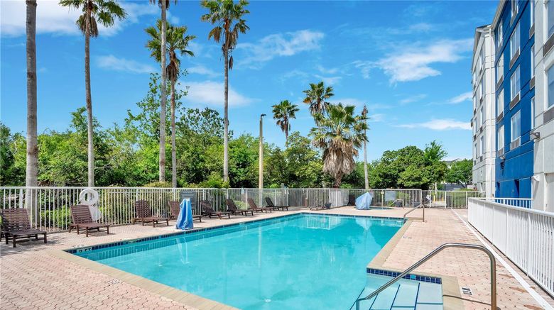 <b>Hilton Garden Inn Jacksonville Airport Health</b>. Images powered by <a href="https://iceportal.shijigroup.com/" title="IcePortal" target="_blank">IcePortal</a>.