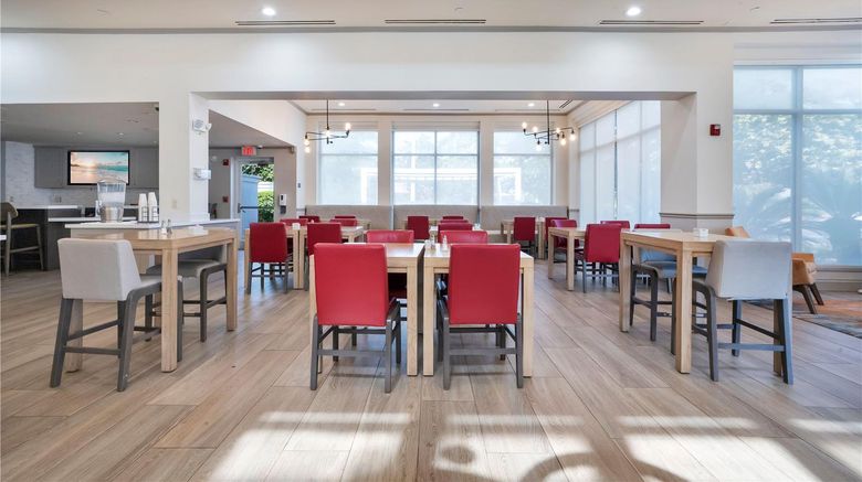 <b>Hilton Garden Inn Jacksonville Airport Restaurant</b>. Images powered by <a href="https://iceportal.shijigroup.com/" title="IcePortal" target="_blank">IcePortal</a>.