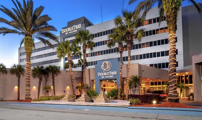 DoubleTree by Hilton Jacksonville Arpt Exterior