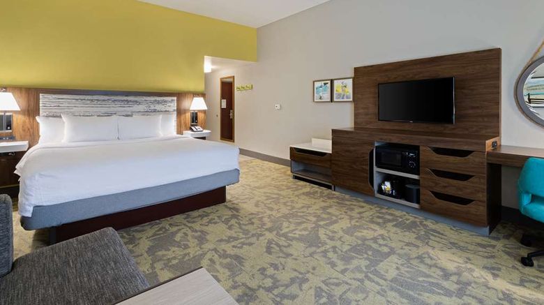 <b>Hampton Inn I-295 East-Baymeadows Room</b>. Images powered by <a href="https://iceportal.shijigroup.com/" title="IcePortal" target="_blank">IcePortal</a>.