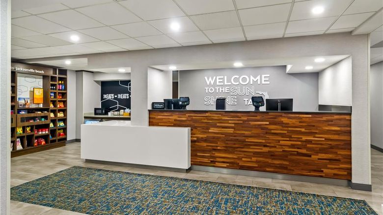 <b>Hampton Inn Jacksonville/Ponte Vedra Lobby</b>. Images powered by <a href="https://iceportal.shijigroup.com/" title="IcePortal" target="_blank">IcePortal</a>.