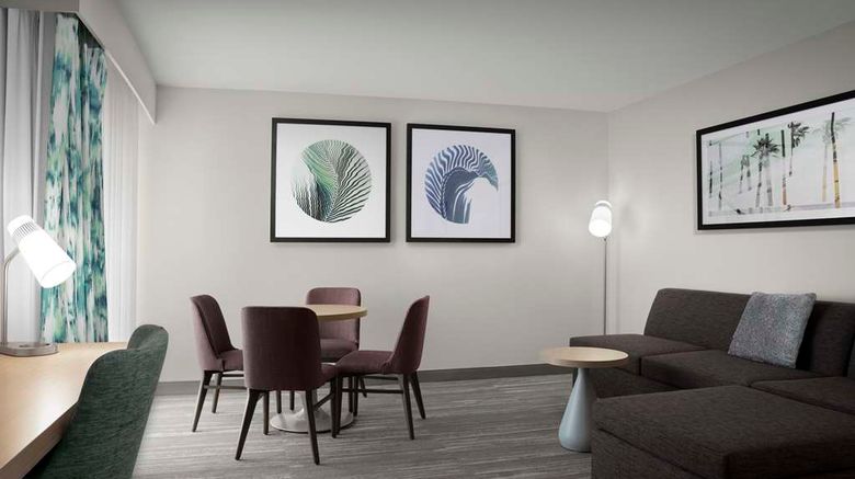<b>Hilton Garden Inn JAX Downtown/Southbank Room</b>. Images powered by <a href="https://iceportal.shijigroup.com/" title="IcePortal" target="_blank">IcePortal</a>.