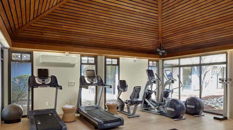 <b>Doubletree by Hilton Berkeley Marina Health</b>. Images powered by <a href="https://iceportal.shijigroup.com/" title="IcePortal" target="_blank">IcePortal</a>.