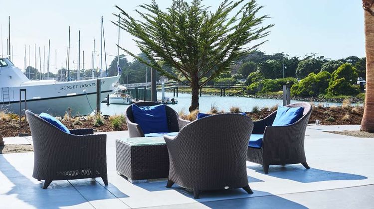 Doubletree by Hilton Berkeley Marina Recreation