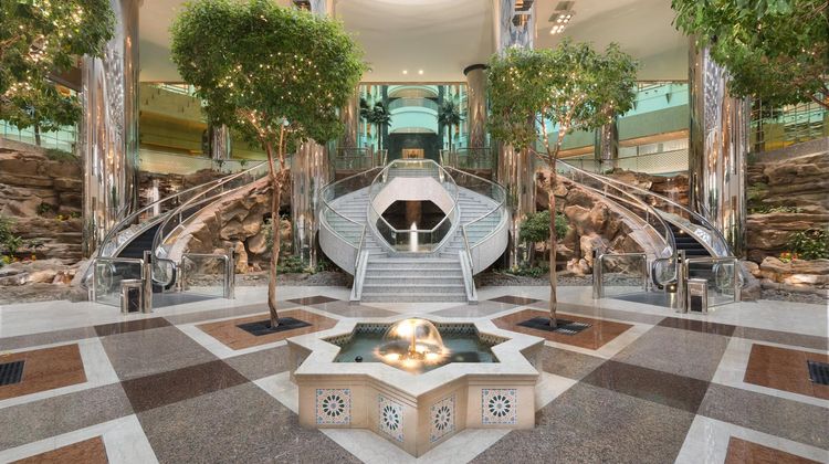 Jeddah Hilton Lobby