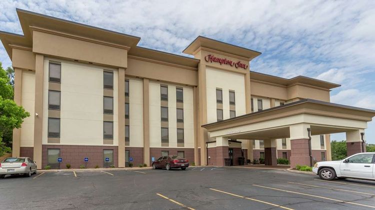 Hampton Inn Jefferson City at Capital Mall Exterior