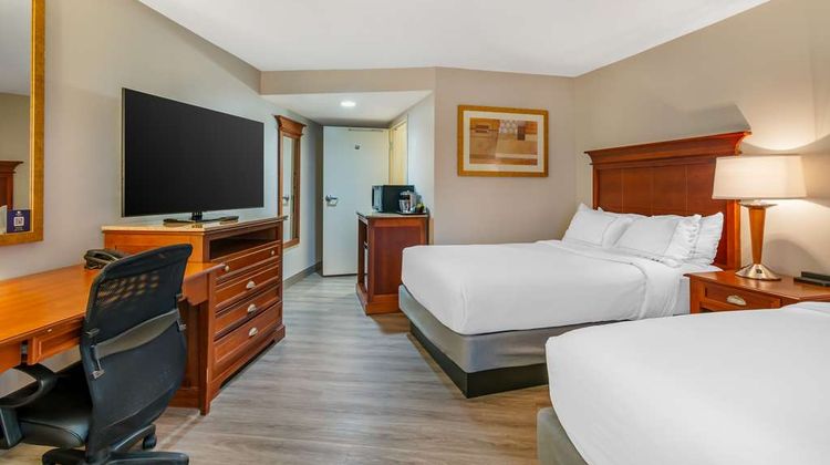 DoubleTree by Hilton Jefferson City Room
