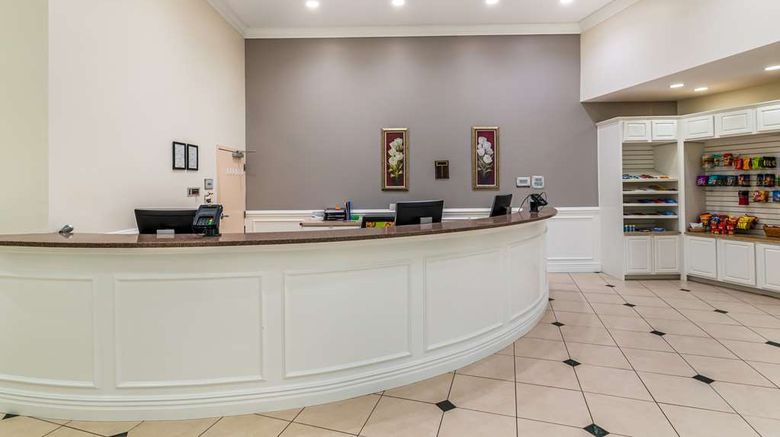 <b>DoubleTree by Hilton Jefferson City Lobby</b>. Images powered by <a href="https://iceportal.shijigroup.com/" title="IcePortal" target="_blank">IcePortal</a>.