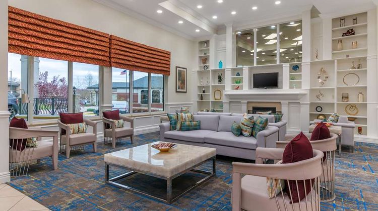 DoubleTree by Hilton Jefferson City Lobby