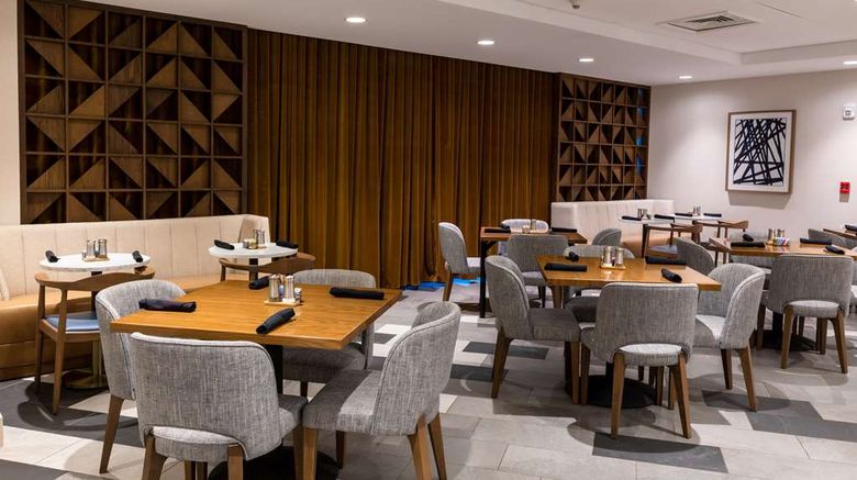 <b>Doubletree Tinton Falls - Eatontown Restaurant</b>. Images powered by <a href="https://iceportal.shijigroup.com/" title="IcePortal" target="_blank">IcePortal</a>.