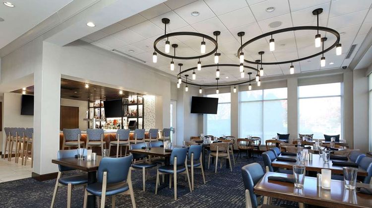 Hilton Garden Inn Melville Restaurant