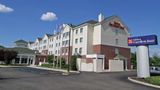 Hilton Garden Inn Westbury Exterior