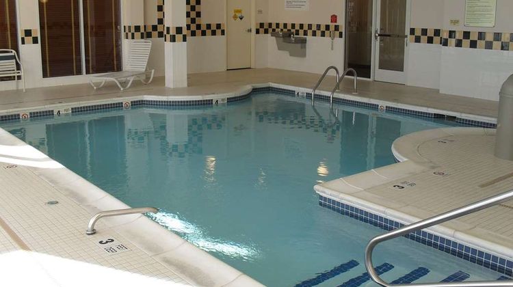 Hilton Garden Inn Westbury Pool