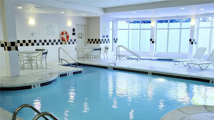 Hilton Garden Inn Westbury Pool
