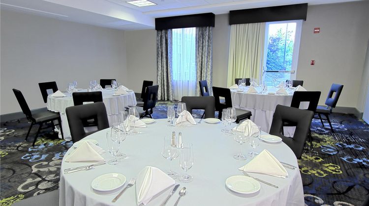 Hilton Garden Inn Westbury Meeting