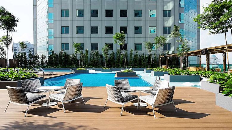 <b>DoubleTree by Hilton Hotel Johor Bahru Pool</b>. Images powered by <a href="https://iceportal.shijigroup.com/" title="IcePortal" target="_blank">IcePortal</a>.