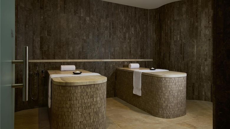 <b>Grand Wailea, A Waldorf Astoria Resort Recreation</b>. Images powered by <a href="https://iceportal.shijigroup.com/" title="IcePortal" target="_blank">IcePortal</a>.