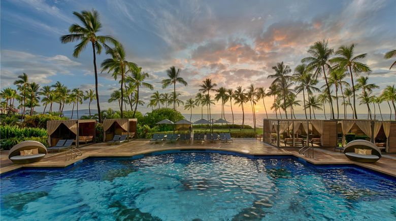 <b>Grand Wailea, A Waldorf Astoria Resort Pool</b>. Images powered by <a href="https://iceportal.shijigroup.com/" title="IcePortal" target="_blank">IcePortal</a>.