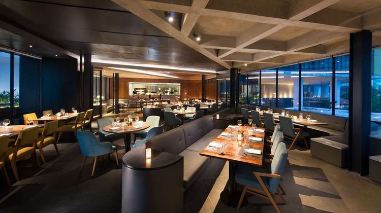 DoubleTree by Hilton Jakarta Diponegoro Restaurant