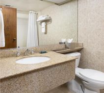 DoubleTree by Hilton Hotel San Jose Room