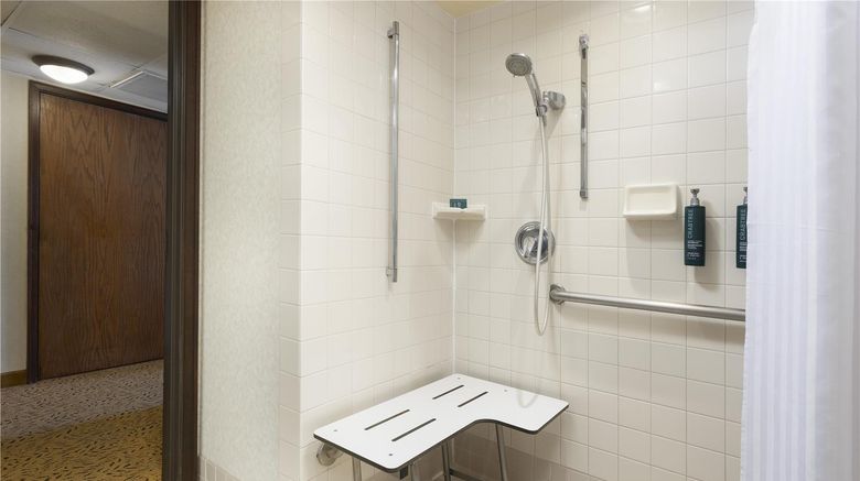 <b>DoubleTree by Hilton Hotel San Jose Room</b>. Images powered by <a href="https://iceportal.shijigroup.com/" title="IcePortal" target="_blank">IcePortal</a>.