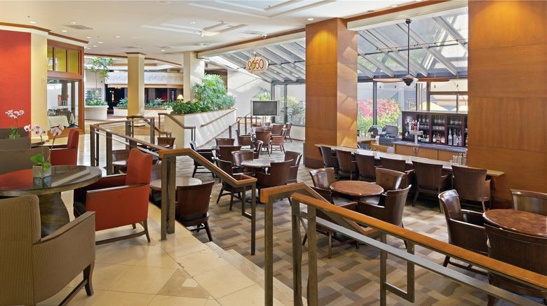 <b>DoubleTree by Hilton Hotel San Jose Restaurant</b>. Images powered by <a href="https://iceportal.shijigroup.com/" title="IcePortal" target="_blank">IcePortal</a>.