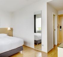 Hilton Reykjavik Nordica Room