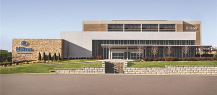 Hilton Knoxville Airport Exterior