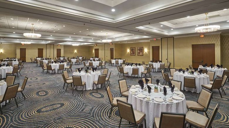 <b>Hilton Knoxville Meeting</b>. Images powered by <a href="https://iceportal.shijigroup.com/" title="IcePortal" target="_blank">IcePortal</a>.