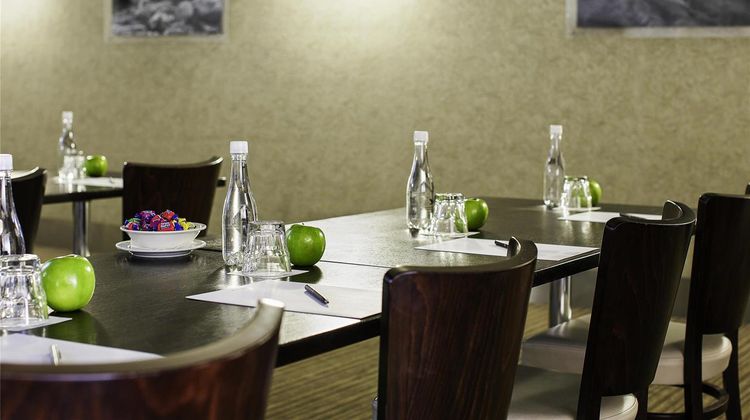 Novotel Queenstown Lakeside Meeting