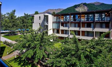 Novotel Queenstown Lakeside