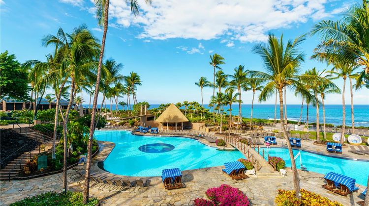 Hilton Waikoloa Village Pool