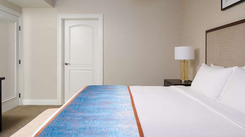<b>Hilton Grand Vacations Club Kings Land Room</b>. Images powered by <a href="https://iceportal.shijigroup.com/" title="IcePortal" target="_blank">IcePortal</a>.