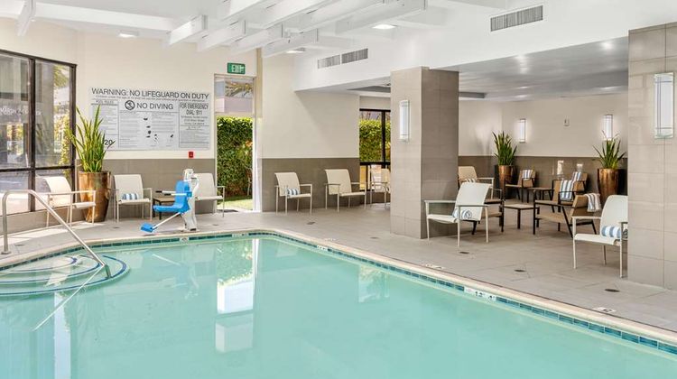Embassy Suites Irvine OC Airport Pool