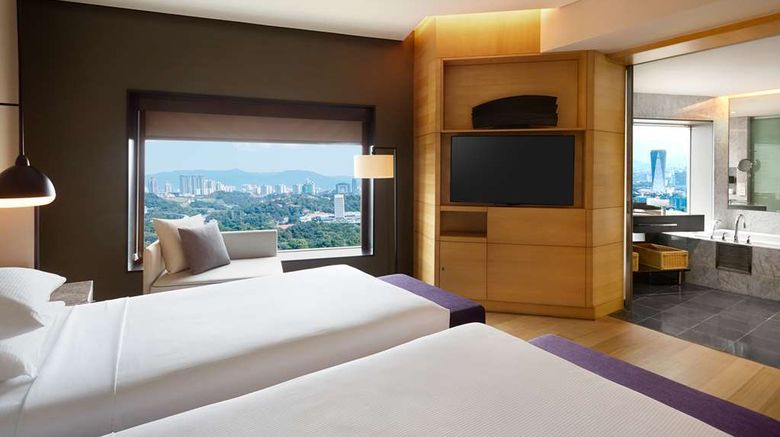 <b>Hilton Kuala Lumpur Room</b>. Images powered by <a href="https://iceportal.shijigroup.com/" title="IcePortal" target="_blank">IcePortal</a>.