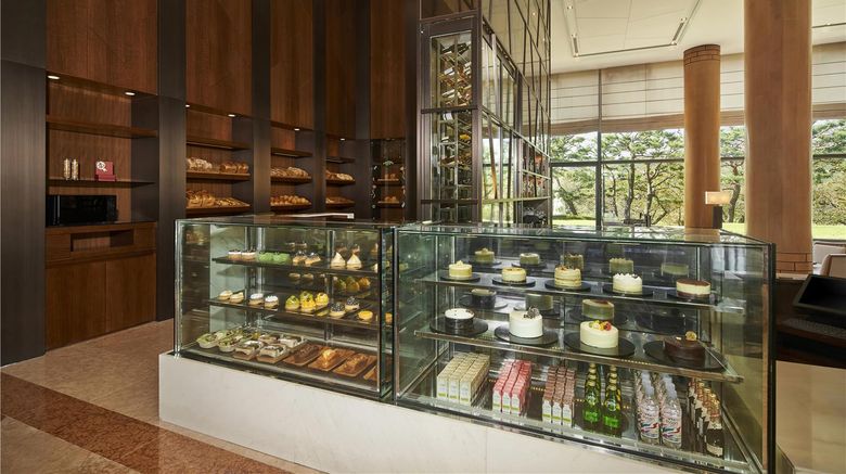 <b>Hilton Gyeongju Restaurant</b>. Images powered by <a href="https://iceportal.shijigroup.com/" title="IcePortal" target="_blank">IcePortal</a>.
