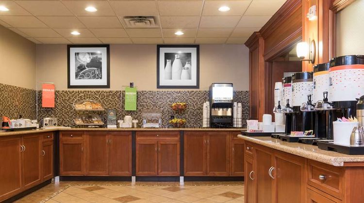 Hampton Inn & Suites Lansing Restaurant