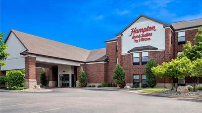 Hampton Inn & Suites Lansing