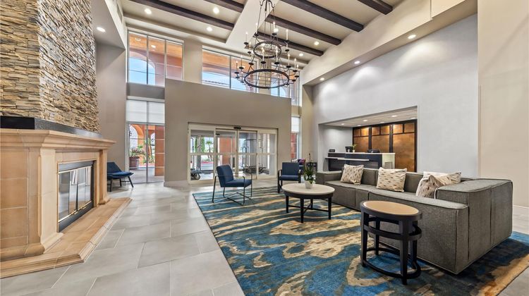 Homewood Suites La Quinta Lobby