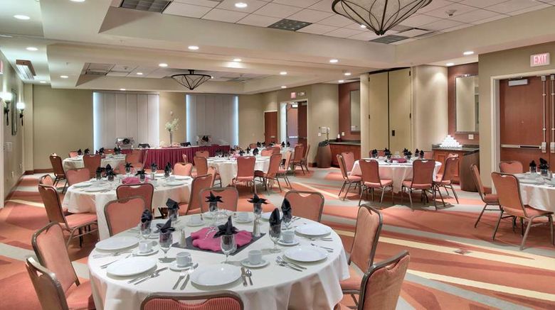 <b>Hilton Garden Inn Laramie Meeting</b>. Images powered by <a href="https://iceportal.shijigroup.com/" title="IcePortal" target="_blank">IcePortal</a>.