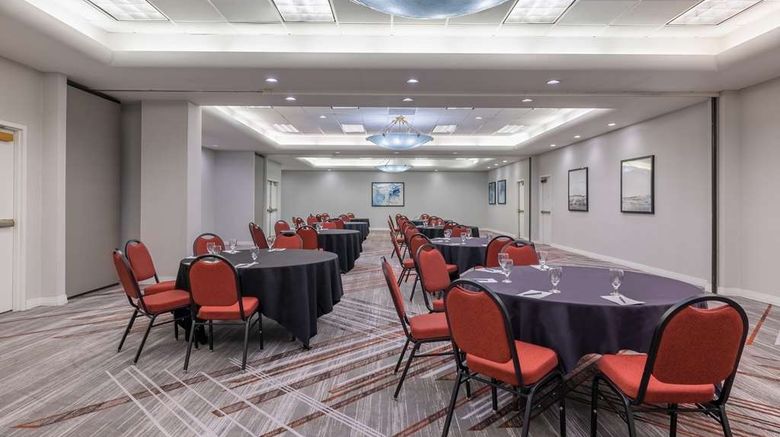<b>Embassy Suites Convention Ctr Las Vegas Meeting</b>. Images powered by <a href="https://iceportal.shijigroup.com/" title="IcePortal" target="_blank">IcePortal</a>.